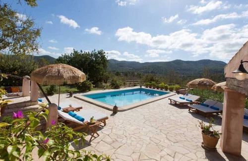 Sant Josep de sa Talaia Cottage | CAN PUJOL Charming and authentic Ibicencan house, with pool, barbecue, near San Jose and the beach o