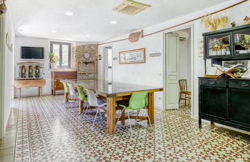 Torroella de Fluvia House | Can Salva charm on the Costa Brava