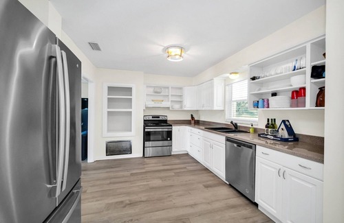 Summerfield House | Canal Front House. Bring your boat and pull right up to the dock