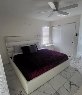 Al Lago Village House | Canal front new everything near Boca Grande Beach