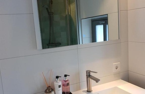 Burgwallen Nieuwe Zijde Bed & Breakfast | Canal view suite