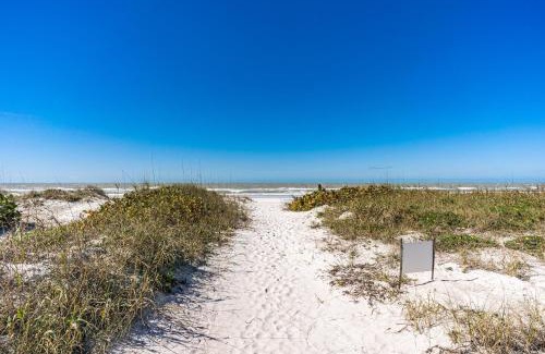 Indian Shores House | Canary Beach Cottage