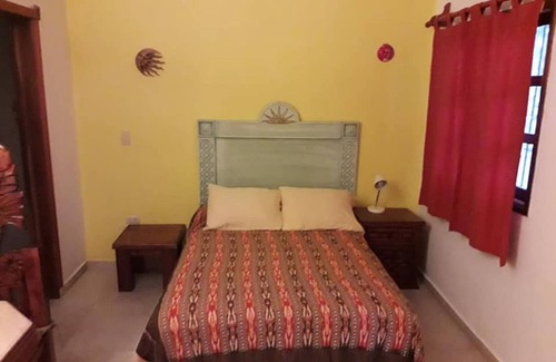 Downtown Cancun Bed & Breakfast | Cancun Guest House 3 near Ado bus terminal and 25 min from-to airport by shuttle