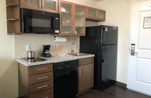 Gulf Highlands Hotel | Candlewood Suites Panama City Beach Pier by IHG