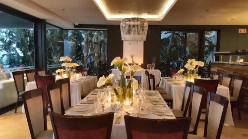 Umhlali Beach Hotel | Canelands Beach Club