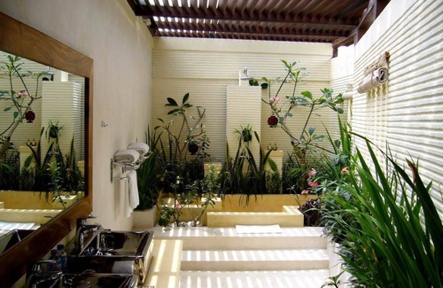 Batu Bolong Villa | Canggu Pool Villa 375, 5 bedrooms