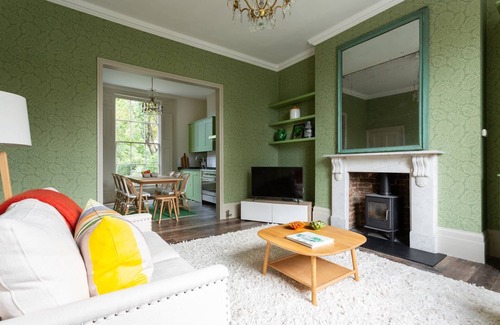 Canonbury Apartment | Canonbury Park North II by onefinestay