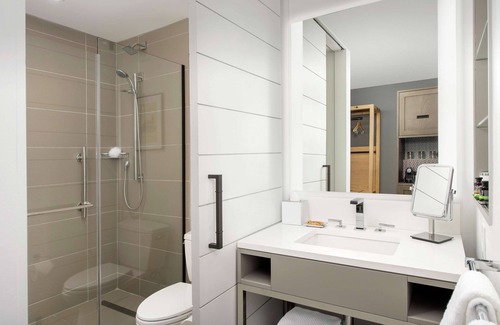 Ithaca Hotel | Canopy by Hilton Ithaca Downtown