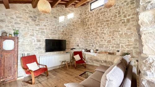 Montoliu de Segarra House | Cantó El Sech, Cottage With Pool