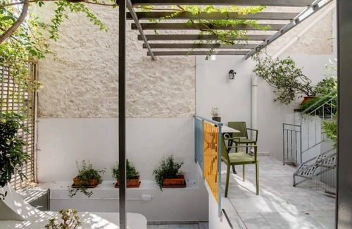 Anafiotika House | Canto-Home Alongside The Acropolis