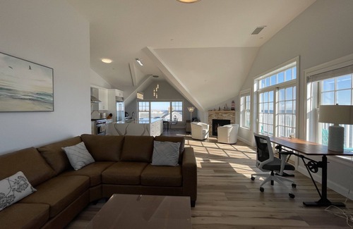 Dennis Port Condo | Cape Cod Oceanfront New Penthouse w Ocean View & Private Beach! in Building B