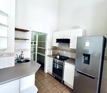 Pretoria House | Cape-Dutch 2 Bedroom Home