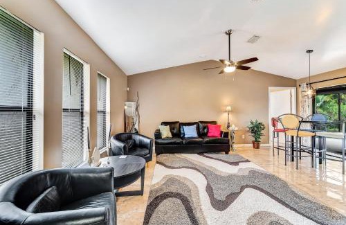 Fort Myers House | Cape Escape