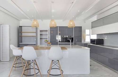 West Beach House | Cape Town Beach Home with Panoramic Ocean and Table Mountain Views. 11pax