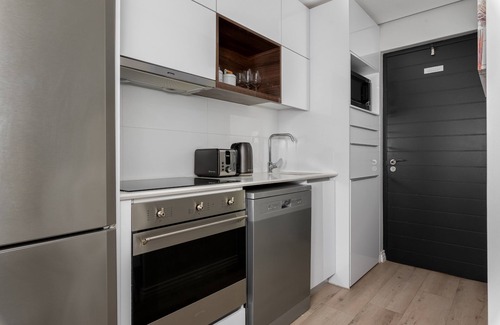 Flora Park Apartment | Cape Town Skyline from 16 on Bree Apartment| Views