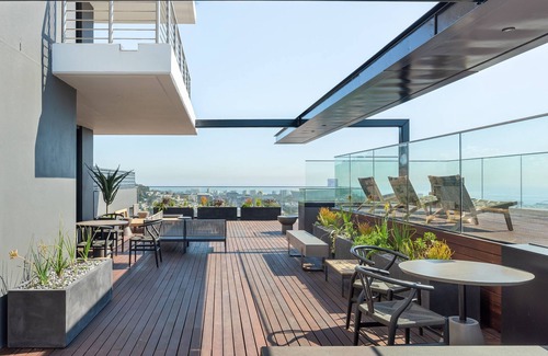 Flora Park Apartment | Cape Town Skyline from 16 on Bree Apartment| Views