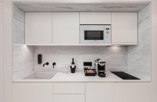 Plaka Apartment | capital house