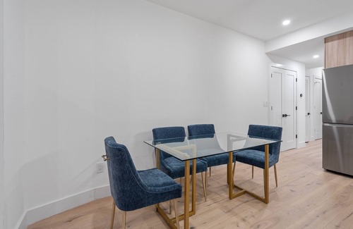 Petworth Apartment | Capitol Townhouse Condo whole house