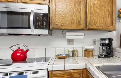 Capitola Condo | Capitola Sunrise by the Beach