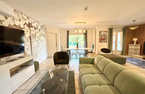 Notre-Dame-de-Sanilhac House | Caporizon - Villa Puy d'Aiguillon- Piscine - 6 personnes