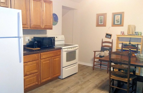 Indian River Estates Apartment | Capri Farmhouse Escape