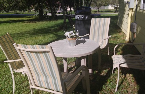 Indian River Estates Apartment | Capri Farmhouse Escape