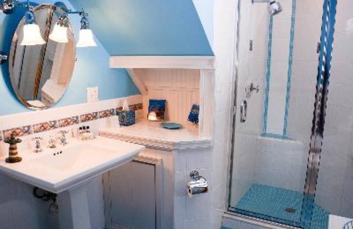 Forked River Bed & Breakfast | Captain's Cottage