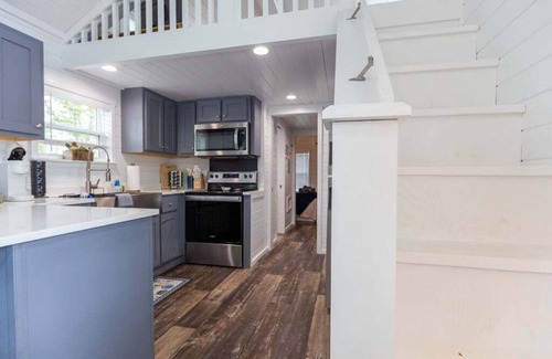 Dover House | Captain's Quarters