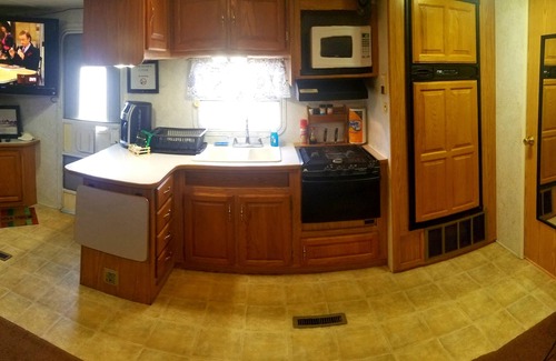 Cisco House | Captain's RV @ Lake Cisco Rentals