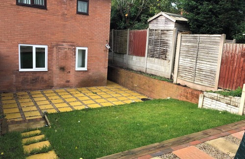 Cannock Apartment | Captivating 1-Bed Apartment in Hednesford