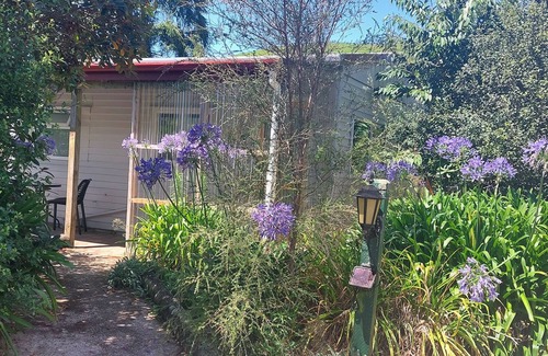 Rerewhakaaitu Cabin | Captivating rural beauty, serene getaway, nestled midway Rotorua & Taupo.