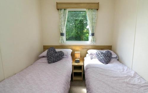 Narberth Apartment | Caravan 6 - Blackmoor farm near tenby