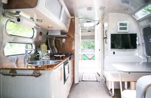 Ojai House | Caravan Outpost