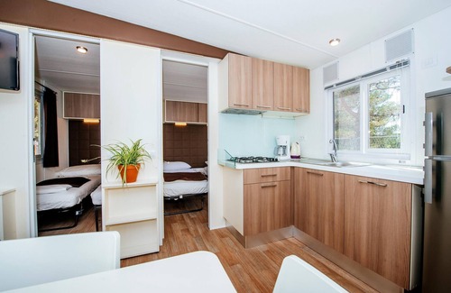 Zaton House | Caravan Park in Nin with Sandy Beach & Pools