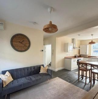 Penarth Apartment | Cardiff/Pernath Home2