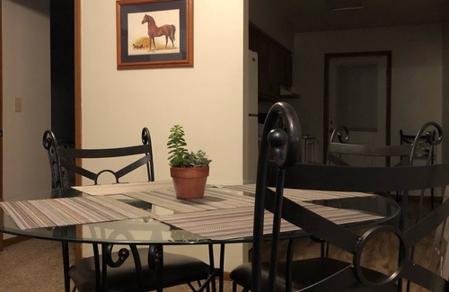 Wilmington Apartment | Carey Villa II.5 minutes to World Equestrian.Only minutes to Airborne Park!