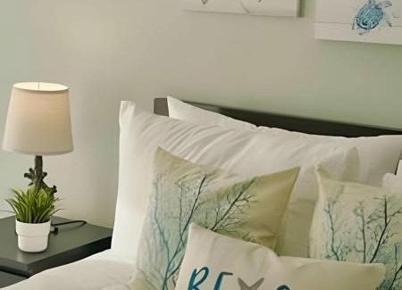 Juan Dolio - El Pueblo Apartment | Caribbean Sea Waves View, Beachfront Apt.