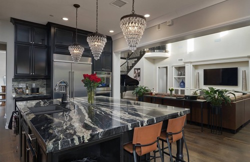 Carlsbad House | Carlsbad Oasis, Luxe 5 BR + Studio. Pool, Spa, Outdoor Dining|Close to Beach