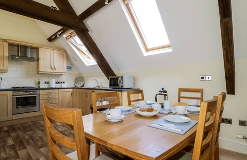 Cockermouth Cottage | CARPENTERS COTTAGE, family friendly, with a garden in Cockermouth