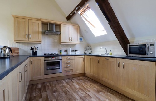 Cockermouth Cottage | CARPENTERS COTTAGE, family friendly, with a garden in Cockermouth