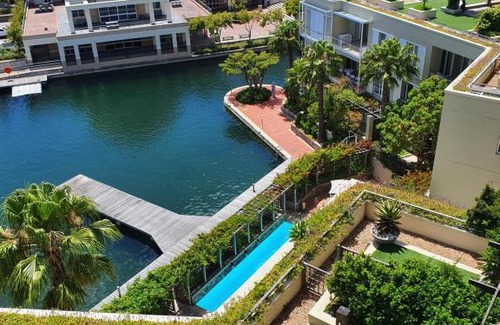 Victoria and Alfred Waterfront Apartment | Carradale 603