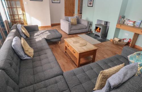 Haverfordwest House | Carreg Yr Onnen