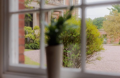 Worfield Cottage | CARRIAGE COTTAGE, family friendly, with a garden in Bridgnorth