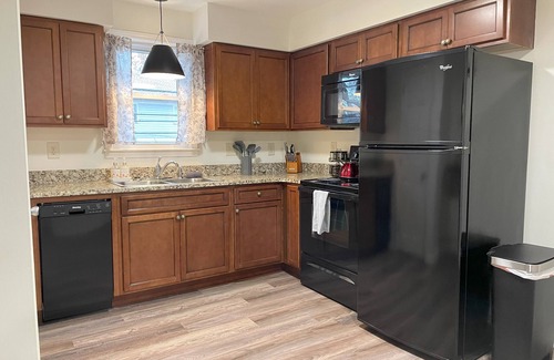 Nashville Apartment | Carriage House on Music Row C