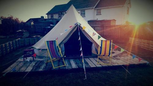 Limavady Resort | Carrowmena School House & Glamping