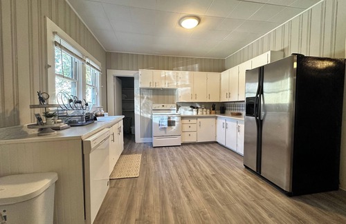 Cartersville House | Cartersville/Lakepoint.family fun good food and very convenient!