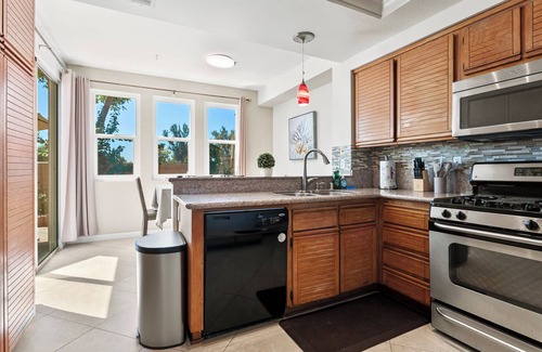 El Camino Real House | Cartier Cove Haven – Luxury 3-Bedroom Home in Irvine, 30+ Day Stays #42162