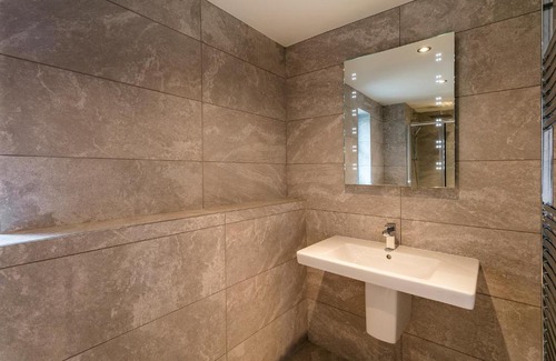 Kendal Apartment | Carus Green Golf Club Townhouse