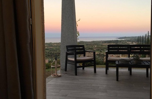 Luddui House | Cas Vacanze con Vista Mare