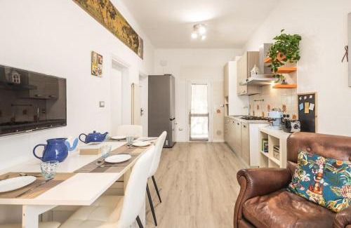 Marina Centro Apartment | Casa a due passi dalla mare con giardino